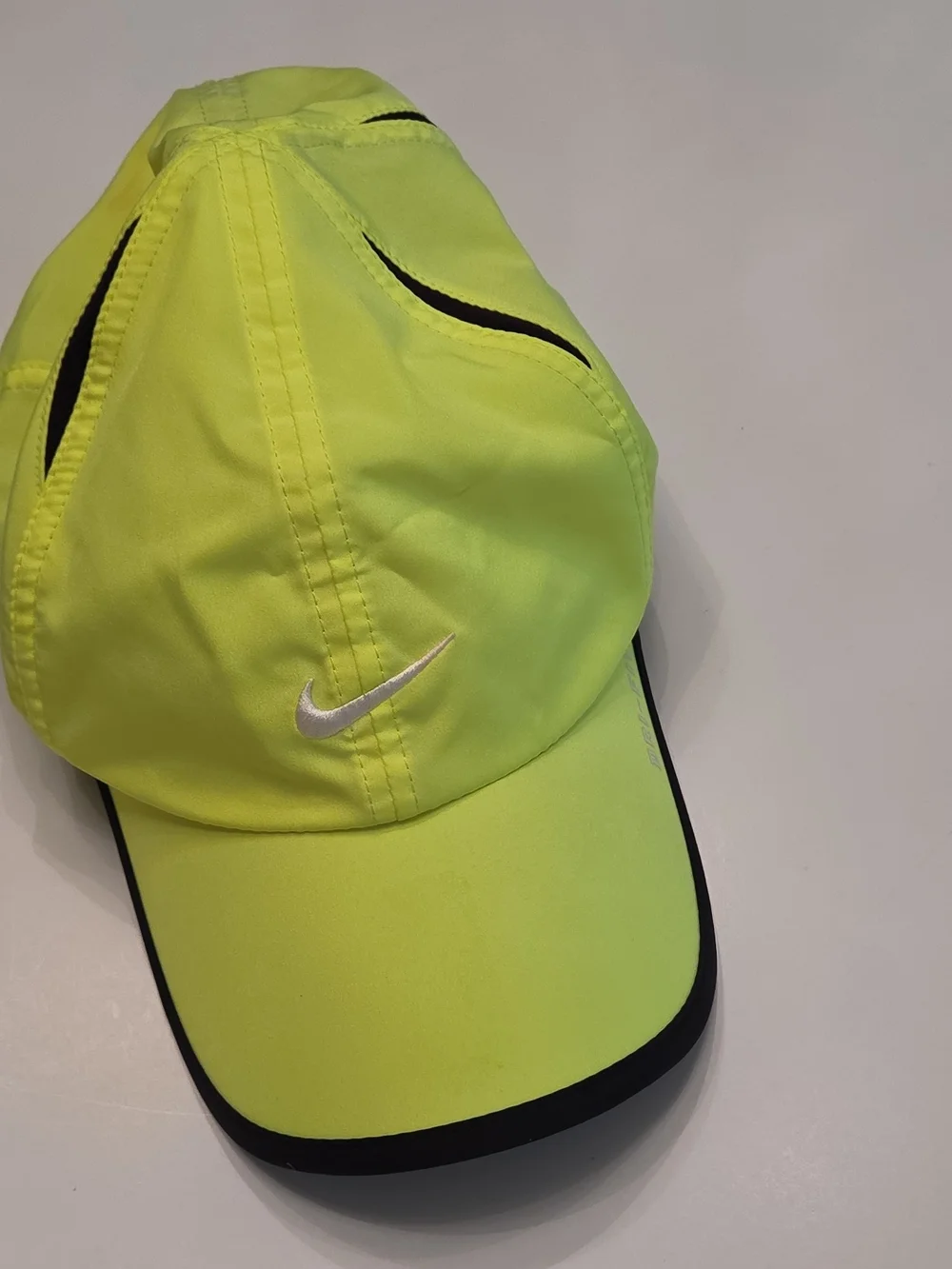 Nike Featherlight Dri-Fit Tennis Running Neon Volt Yellow Hat Cap Adjustable